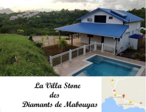 Villa Stone pour 8 personnes, piscine chauffée, accès PMR, 5 étoiles